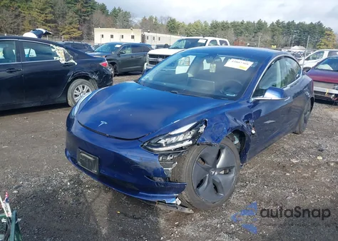 2018 Tesla Model 3 Long Range/Performance из США, поврежденный, VIN 5YJ3E1EB5JF064438